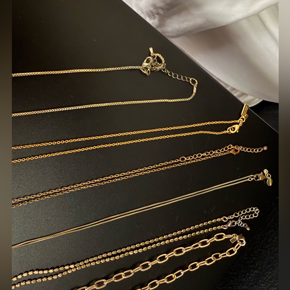 Bundle of 6 necklaces- includes Kate Spade, Banana Republic, other - Picture 6 of 7